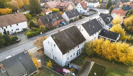 Bild von Raumwunder, Haus mit großem Garten:  Ehemalige Arztpraxis & Maisonette, ideal zum Neugestalten