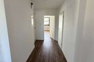 Gehobene 3-Zi.-Wohnung mit Neubau-Flair, Mieterstrom & optional gewerblicher Nutzung in D. Urdenbach