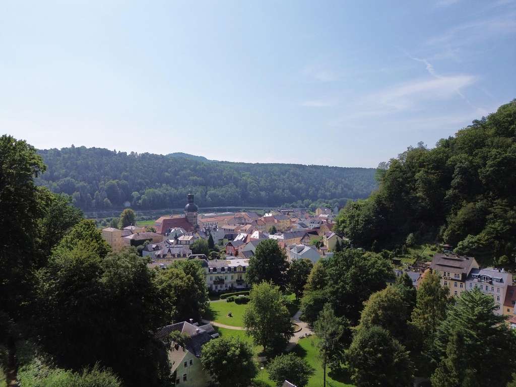 Immobilie in Bad Schandau - Historische Villa Sigismund – Stilvoll wohnen über den Dächern von Bad Schandau - Bild 2