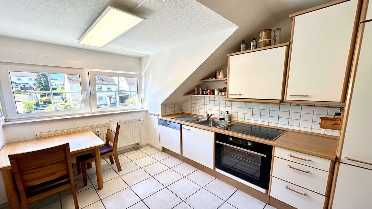 Immobilie in Warmensteinach - Panoramablick im Fichtelgebirge – gepflegte Dachgeschosswohnung in ruhiger Wohnlage - Bild 3