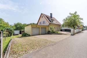Gepflegtes Einfamilienhaus mit Doppelgarage auf großem Grundstück in bester Lage von Waldshut – Die vollständige Adresse der Immobilie erhältst du vom Anbieter., 79761 Waldshut-Tiengen – Vorschaubild 25