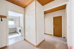 Hochparterre mit Balkon und Stellplatz in beliebter Wohnlage – Die vollständige Adresse der Immobilie erhältst du vom Anbieter., 34246 Vellmar – Vorschaubild 3