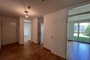 4 Zimmer mit Garten und Souterrain in Lerchenau-München – Die vollständige Adresse der Immobilie erhältst du vom Anbieter., 80935 Lerchenau-Ost, München – Vorschaubild 10