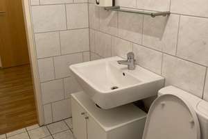 Helle Dachgeschoss-Wohnung mit einem Zimmer in Essen-Stoppenberg – Distelkamp 7, 45141 Stoppenberg, Essen – Vorschaubild 3