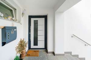 Wunderschönes Haus mit Einliegerwohnung zum Verlieben – Die vollständige Adresse der Immobilie erhältst du vom Anbieter., 75181 Hohenwart, Pforzheim – Vorschaubild 3