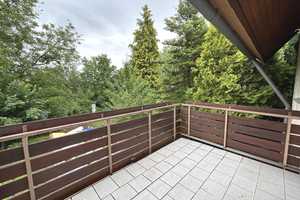 Ruhige Lage! Freie 6-Zi.-DHH mit Garten, Terrasse, Balkon, ca. 130 m² Wfl., Garage, Bj. ca. 1984 – Stuttgart – Vorschaubild 10
