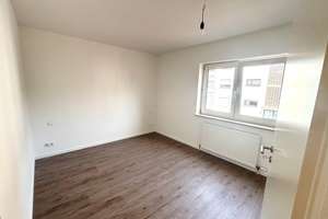 ✨Erstbezug nach Sanierung mit neuer Einbauküche ✨ – Hörgelstraße 1A, 76228 Wolfartsweier, Karlsruhe – Vorschaubild 4