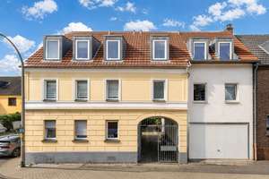 Rheinnahes Mehrparteienhaus mit Entwicklungspotenzial und freier Gewerbeeinheit – Die vollständige Adresse der Immobilie erhältst du vom Anbieter., 50999 Weiß, Köln – Vorschaubild 5