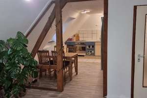 Mitten in Altenbochum – freundliche 3 Zimmer DG-Wohnung in ruhiger Lage mit eigenem Park
