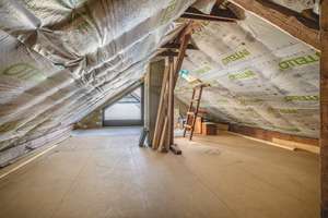 Nähe Tuchmacherviertel!
Großes Einfamilienhaus mit Villencharakter in bester Wohnlage von Brand – Die vollständige Adresse der Immobilie erhältst du vom Anbieter., 52078 Brand, Aachen – Vorschaubild 30