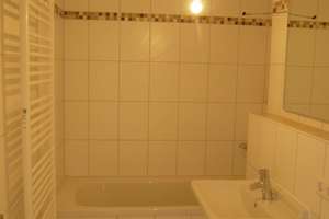 Helle 2 Zimmer Dachgeschoßwohnung in München Obermenzing – An der Schäferwiese 13, 81245 Obermenzing, München – Vorschaubild 7