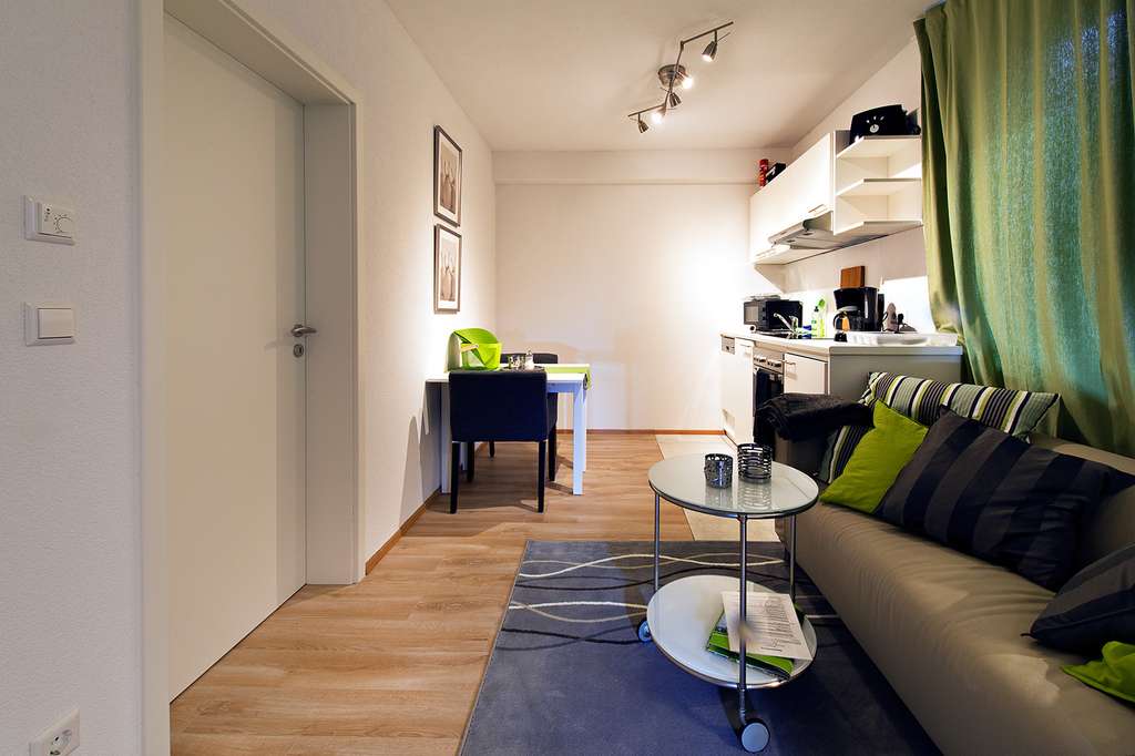 Hochwertige 2 Zimmerwohnung mit Außenterrasse und Weitblick ins Grüne
