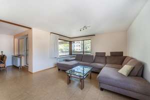 Viel Platz zum Wohlfühlen | 4,5-Zimmer-Eigentumswohnung, Balkon und Tiefgarage – Die vollständige Adresse der Immobilie erhältst du vom Anbieter., 78628 Rottweil – Vorschaubild 4