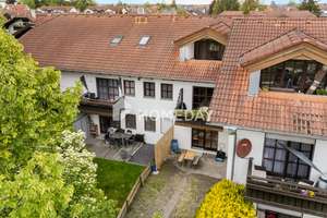 Charmante Dachgeschosswohnung mit Loggia und Garage – gemütliches Wohnen mit Wohlfühlcharakter – Die vollständige Adresse der Immobilie erhältst du vom Anbieter., 83024 Westerndorf Sankt Peter, Rosenheim – Vorschaubild 4