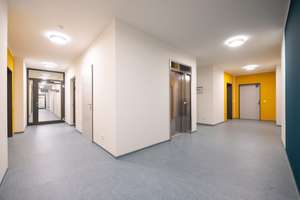 Voll möbliertes Studentenappartement mit, Duschbad und Küche in bester Lage an der Karl-Marx-Allee. – Karl-Marx-Allee 220, 52066 Burtscheider Abtei, Aachen – Vorschaubild 9