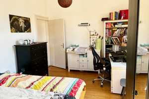 ***Individuelle 2 ZKB- Altbauwohnung, zentrale Lage*** – Kaiser-Friedrich-Ring 17, 65165 Wiesbaden – Vorschaubild 2