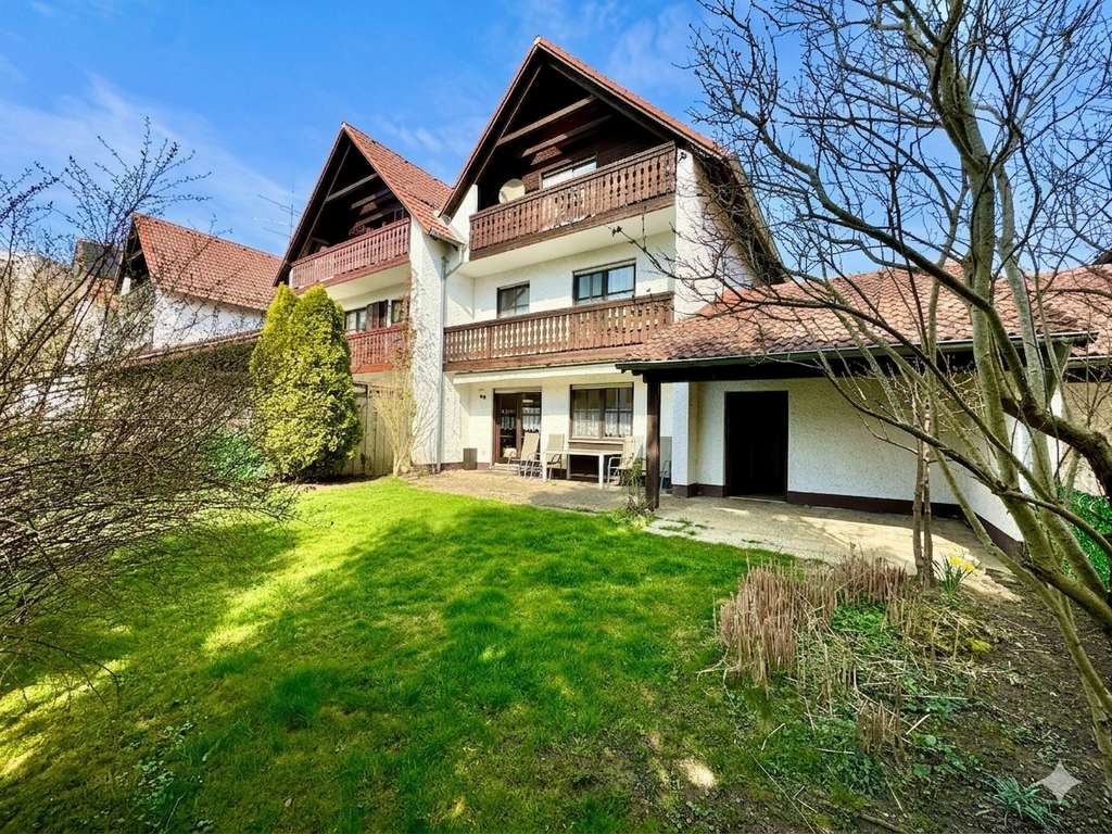 Immobilie in Stadtbergen - GROßZÜGIGE, HELLE U. GEPFLEGTE DHH IN TOP-WOHNLAGE IN STADTBERGEN – PERFEKT FÜR FAMILIEN - Bild 2