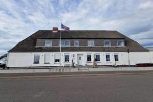 Nordstrand - Großes Haus – Die vollständige Adresse der Immobilie erhältst du vom Anbieter., 25845 Nordstrand – Vorschaubild 1