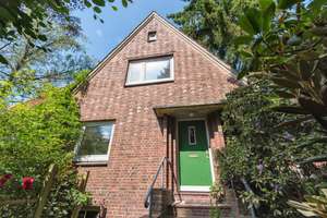 Kernsanierung - 20% unter BRW - Freistehendes Einfamilienhaus mit großem Grundstück – Sanierung o...