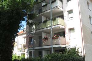 Umfassend sanierte 2RW mit sonnigem Balkon und Garage in ruhiger Lage – Die vollständige Adresse der Immobilie erhältst du vom Anbieter., 4177 Altlindenau, Leipzig – Vorschaubild 2
