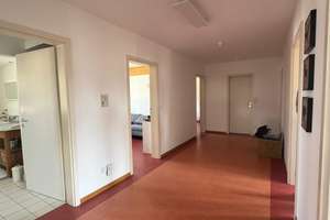 Geräumiges 9-Zimmer Reihenhaus in Weiden-Krumme Äcker mit Garten – Die vollständige Adresse der Immobilie erhältst du vom Anbieter., 92637 Lerchenfeld, Weiden in der Oberpfalz – Vorschaubild 13