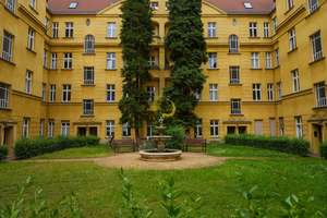 Historischer Charme trifft moderne Lebensqualität: 2-Zimmer Wohnung in begehrter Lage von Pankow – Die vollständige Adresse der Immobilie erhältst du vom Anbieter., 13187 Pankow (Ortsteil), Berlin – Vorschaubild 1
