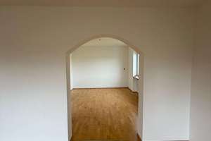 Großzügige helle 4-Zimmer-Wohnung – Die vollständige Adresse der Immobilie erhältst du vom Anbieter., 91325 Adelsdorf – Vorschaubild 15