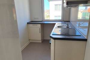 Licht durchflutete 1-Zimmer-Wohnung mit Einbauküche in Braunschweig – Die vollständige Adresse der Immobilie erhältst du vom Anbieter., 38102 Viewegsgarten-Bebelhof, Braunschweig – Vorschaubild 3
