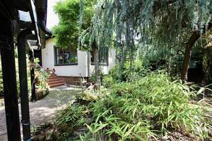 Exklusiver Bungalow mit Schwimmhalle und Wellnessbereich in bester Wohnlage in Erlangen-Sieglitzhof
 – Die vollständige Adresse der Immobilie erhältst du vom Anbieter., 91054 Sieglitzhof, Erlangen – Vorschaubild 24