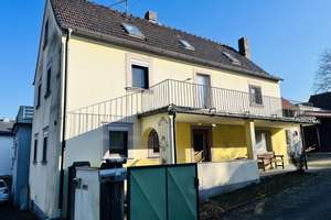 *RESERVIERT* Familienfreundliches Haus mit Balkon, Hof und Nebengebäude in ruhiger Dorflage! – Die vollständige Adresse der Immobilie erhältst du vom Anbieter., 97478 Knetzgau – Vorschaubild 3