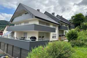 *KAPITALANLAGE* Sehr gepflegtes, teilrenoviertes 8-Familienhaus in bevorzugter Lage – Rems-Murr-Kreis – Vorschaubild 1