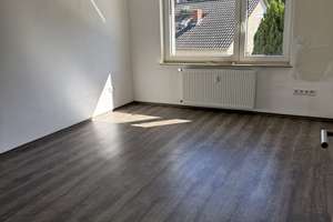 Lichtdurchflutete 3-Raum Wohnung mit Wintergarten – 64354 Reinheim – Vorschaubild 11