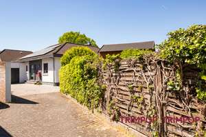 ZEITLOSE ELEGANZ * freistehender Winkelbungalow in Dyklage * keine Käuferprovision * – Die vollständige Adresse der Immobilie erhältst du vom Anbieter., 47803 Inrath/Kliedbruch, Krefeld – Vorschaubild 4