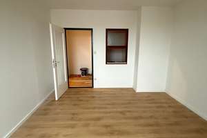 Gemütliche 2-Zimmer-Wohnung in Erlangen-Bruck – Gerhart-Hauptmann Str. 15, 91058 Schönfeld, Erlangen – Vorschaubild 4