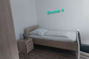 Wohnen mit Charakter: Geräumiges Haus in Köln-Worringen – Alte Neusser Landstraße 179, 50769 Worringen, Köln – Vorschaubild 21