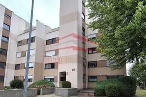 Großzügige 3-Zimmer-Wohnung mit überdachtem Balkon, zwei Bädern und TG-Stellplatz in Aalen