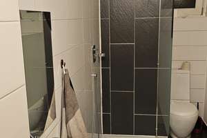 Leerstehende 2 Zimmer mit Südbalkon und Duschbad – Die vollständige Adresse der Immobilie erhältst du vom Anbieter., 40468 Unterrath, Düsseldorf – Vorschaubild 2