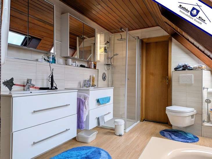 Immobilie in Walsrode - Historischer Charme trifft modernen Wohnkomfort: Großzügiges Anwesen mit Biotop, Stall und Scheune - Bild 10