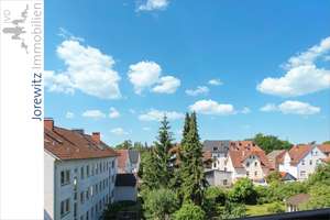 Bielefeld-Mitte - Nähe Radrennbahn: 2 Zimmer-Wohnung mit Loggia und Einbauküche – Die vollständige Adresse der Immobilie erhältst du vom Anbieter., 33609 Mitte, Bielefeld – Vorschaubild 3
