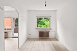 Modernisierte 3-Zimmer-Wohnung mit Hobbyraum, Balkon und Tiefgaragenstellplatz in Kladow – Die vollständige Adresse der Immobilie erhältst du vom Anbieter., 14089 Kladow, Berlin – Vorschaubild 8