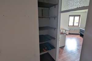 Zentrale 2-Zimmer-Wohnung in Stuttgart-Vaihingen inkl. Küche, Stellplatz, Keller und teilmöbliert – Haeberlinstraße 8, 70563 Vaihingen-Mitte, Stuttgart – Vorschaubild 3