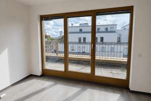 Helle 2-Zimmer Wohnung mit Terrasse und Skyline Blick – 60486 Bockenheim, Frankfurt am Main – Vorschaubild 3