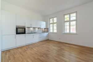 Großzügige 2-Zimmer-Wohnung im historischen Wäschereigebäude – Am Alten Jagdstern 4b, 14547 Potsdam-Mittelmark (Kreis) – Vorschaubild 2