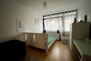 Viel Platz zum Wohlfühlen – Lichtdurchflutetes Reihenmittelhaus mit Garten in familienfreundlicher L – Die vollständige Adresse der Immobilie erhältst du vom Anbieter., 30966 Hemmingen – Vorschaubild 12