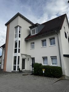 2-Zimmer-Wohnung mit Terrasse & TG-Stellplatz in perfekter Lage in PAF 