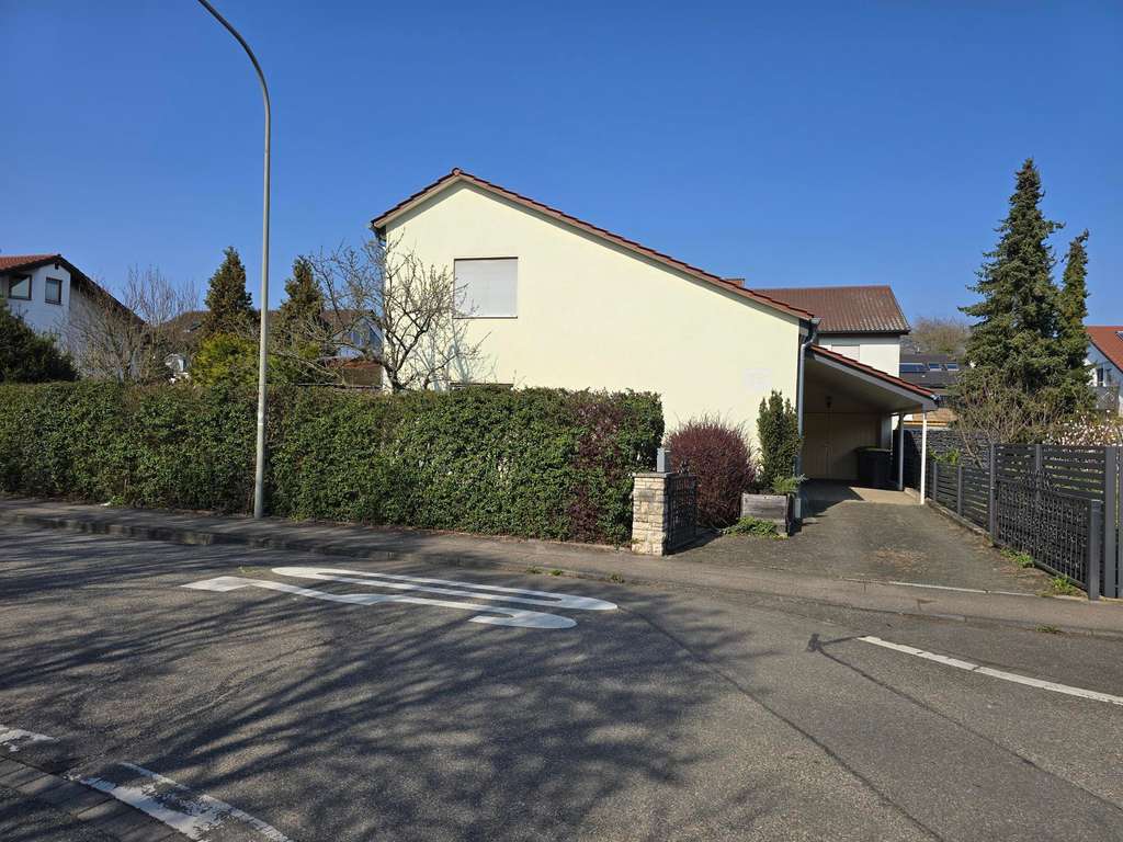 Immobilie in Freiberg am Neckar - Attraktives 1-2 Familienhaus in ruhiger Lage - Bezugsfrei Sommer 2026! - Bild 4