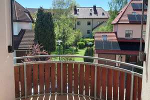 Attraktive 2,5-Zimmer-Dachgeschosswohnung Loggia plus Balkon, TG-Stellplatz, frei, ohne Provision – Zum Schmiedeberg 4, 1156 Gompitz, Dresden – Vorschaubild 7