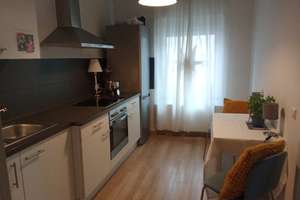Sehr helle zwei Zimmer Küche Bad Wohnung in Wiesbaden Erbenheim ab 1.7.26 zu vermieten  – Barbarossastraße 1, 65205 Erbenheim, Wiesbaden – Vorschaubild 2