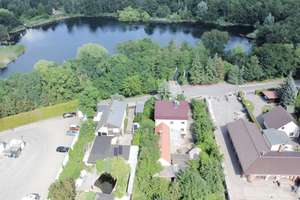Haus mit Blick zum See - Grundstück aufteilbar - Viel Wohn- und Grünfläche - Gästebungalow - Garagen – Die vollständige Adresse der Immobilie erhältst du vom Anbieter., 6792 Sandersdorf – Vorschaubild 2