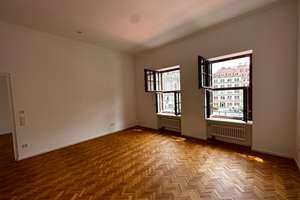 *  Wohnen Sie exklusiv im Zentrum von Dresden am Neumarkt * 6611 – Die vollständige Adresse der Immobilie erhältst du vom Anbieter., 1067 Innere Altstadt, Dresden – Vorschaubild 9